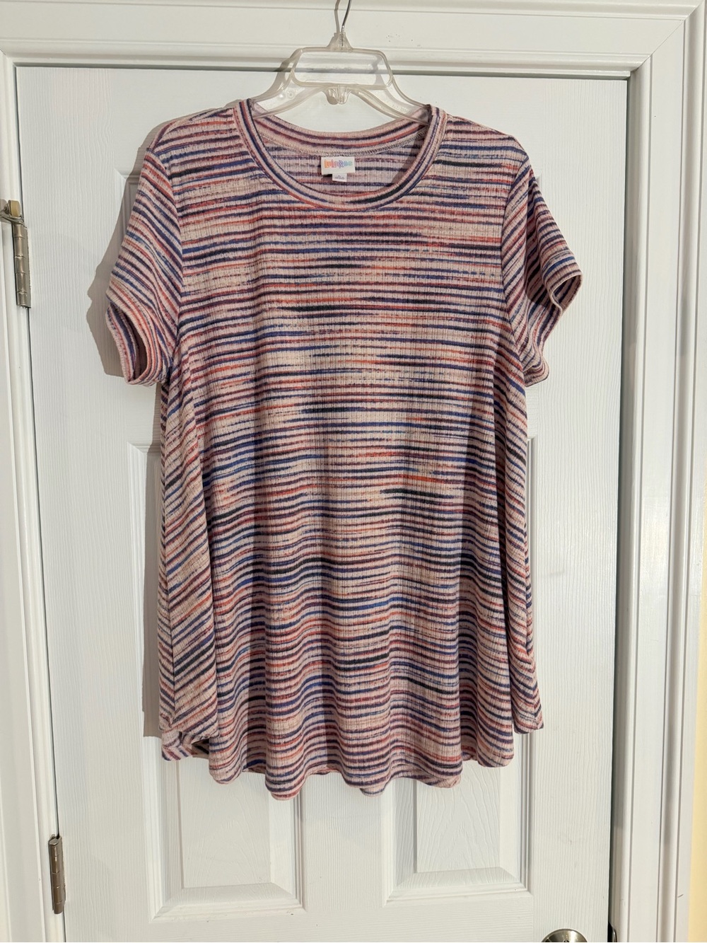 Ladies Size Large "LuLaRoe" Short-Sleeve Swing Top in Pink & Navy Stripes GUC